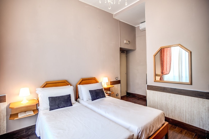 Imagen de la habitación del Hotel San Valentino, Prati. Foto 12