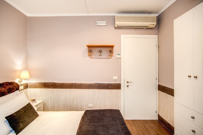 Imagen de la habitación del Hotel San Valentino, Roma. Foto 14