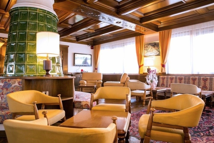 Imagen de los interiores del Hotel San Valier. Foto 7