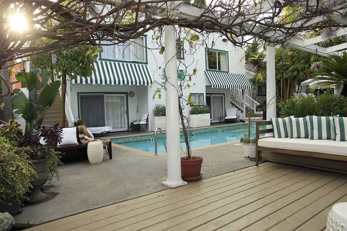 Imagen de los exteriores del Hotel San Vicente Bungalows. Foto 7