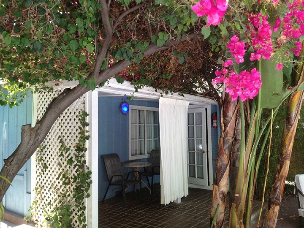 Imagen de los exteriores del Hotel San Vicente Bungalows. Foto 10