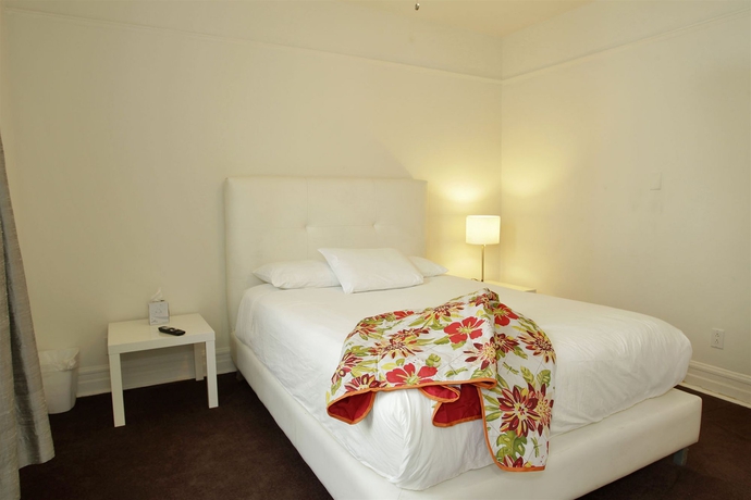 Imagen de la habitación del Hotel San Vicente Bungalows. Foto 5