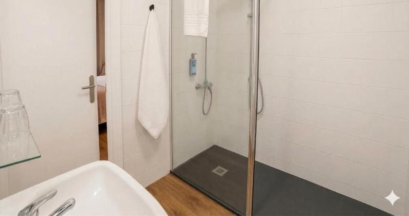 Imagen de la habitación del Hotel San Vicente, Conil de la Frontera. Foto 2