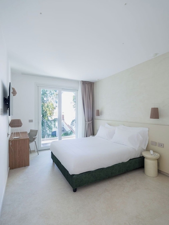 Imagen de la habitación del Hotel San Vito Resort and Spa. Foto 13