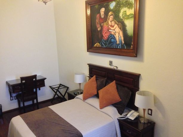 Imagen de la habitación del Hotel San Xavier. Foto 13