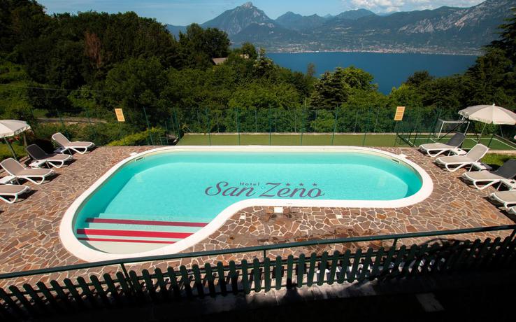 Imagen de la piscina del Hotel San Zeno. Foto 10