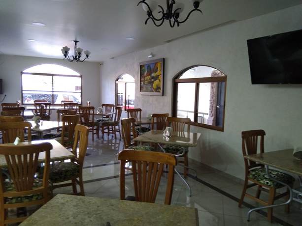 Imagen del bar/restaurante del Hotel SanJo. Foto 4