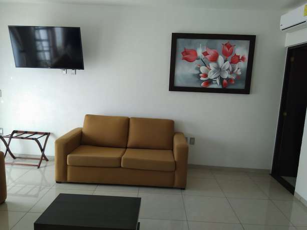 Imagen de la habitación del Hotel SanJo. Foto 16