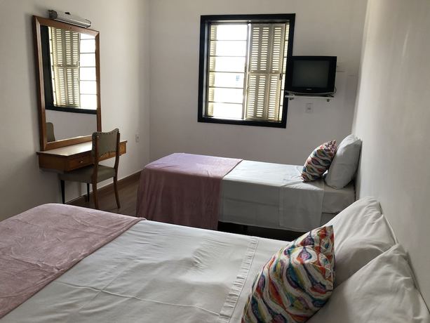 Imagen de la habitación del Hotel SanThiago. Foto 9