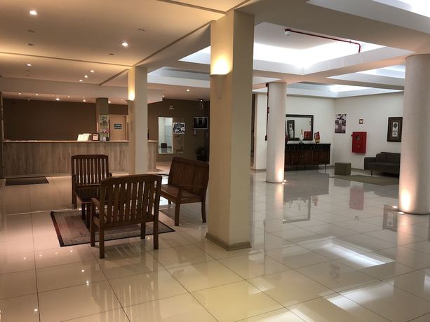 Imagen de los interiores del Hotel SanThiago. Foto 18