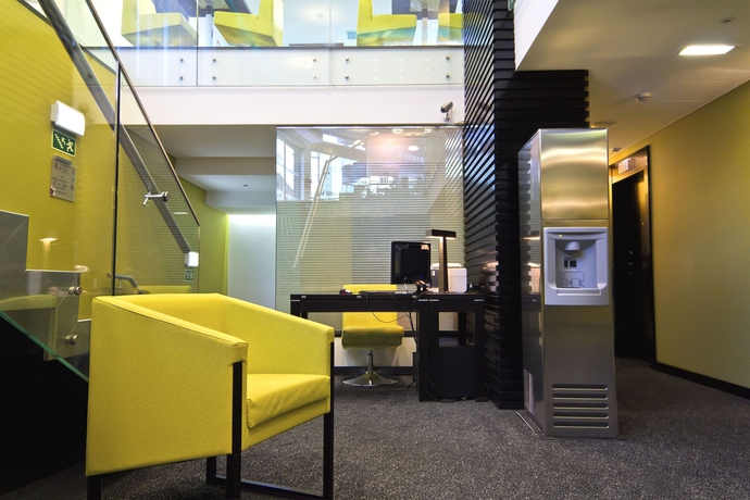 Imagen de los interiores del Hotel Sana Capitol. Foto 15