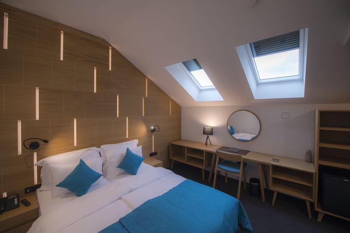 Imagen de la habitación del Hotel Sana. Foto 16