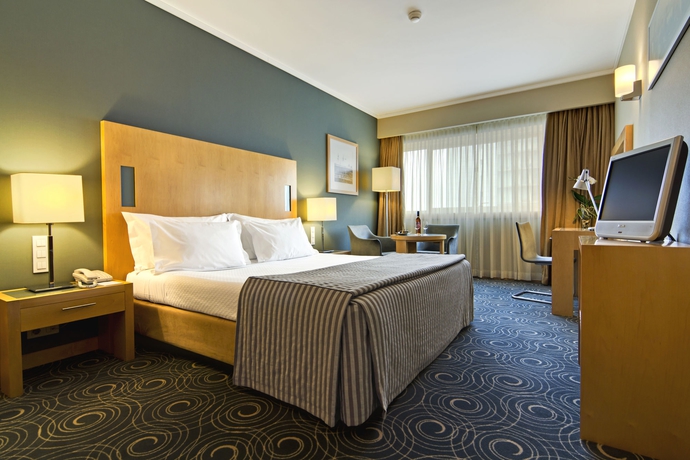 Imagen de la habitación del Hotel Sana Malhoa. Foto 13