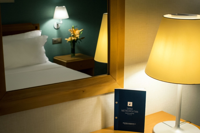 Imagen de la habitación del Hotel Sana Metropolitan. Foto 11