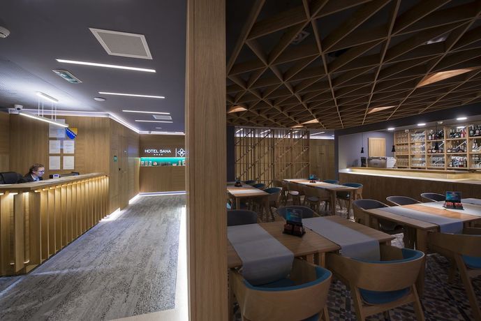 Imagen de los interiores del Hotel Sana, Sarajevo. Foto 20