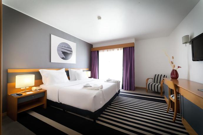 Imagen de la habitación del Hotel Sana Sesimbra. Foto 8