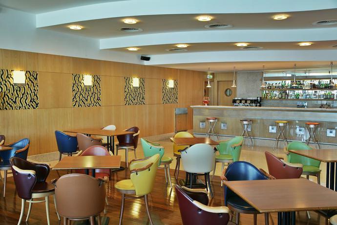 Imagen de los interiores del Hotel Sana Sesimbra. Foto 17