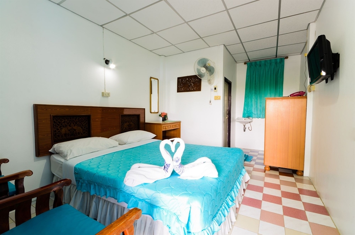 Imagen de la habitación del Hotel Sananwan Palace. Foto 10