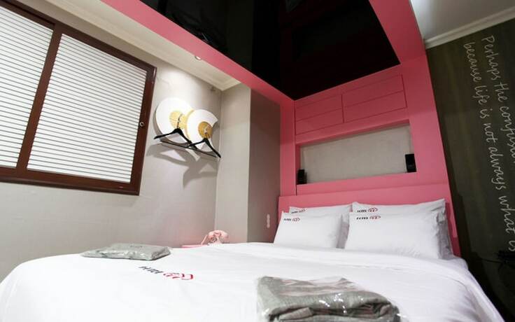 Imagen de la habitación del Hotel Sanbon CC. Foto 14