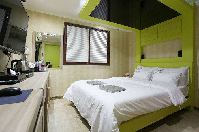 Imagen de la habitación del Hotel Sanbon CC. Foto 18