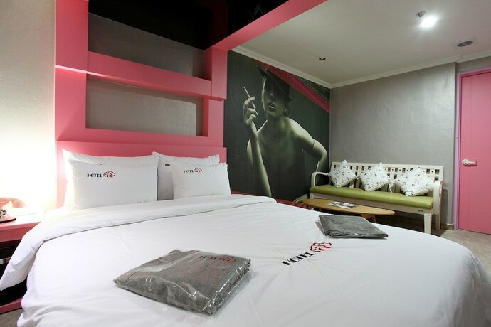 Imagen de la habitación del Hotel Sanbon CC. Foto 20