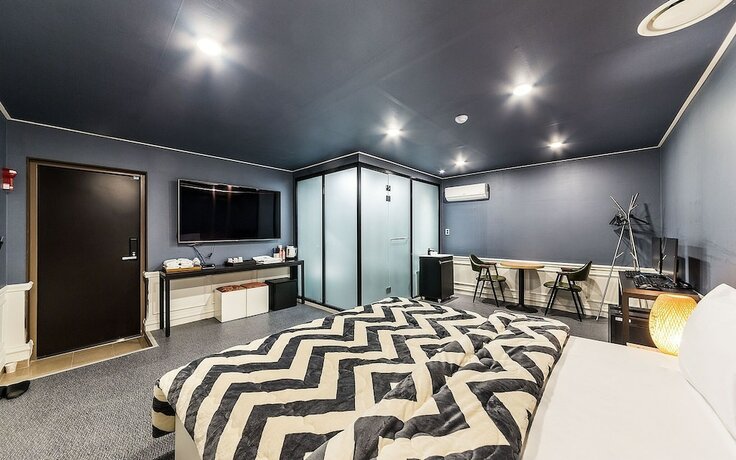 Imagen de la habitación del Hotel Sanbon Praha. Foto 17