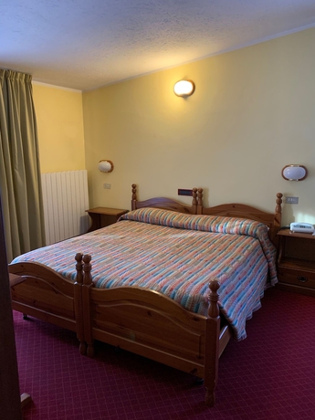 Imagen de la habitación del Hotel Sancamillo. Foto 3