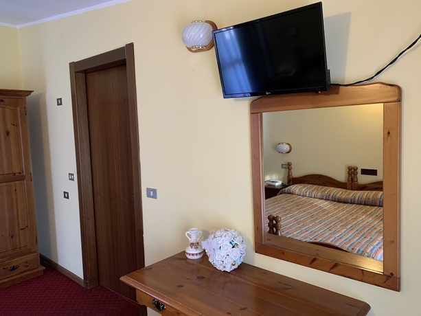 Imagen de la habitación del Hotel Sancamillo. Foto 6