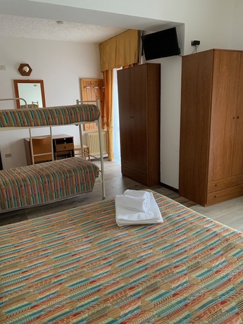 Imagen de la habitación del Hotel Sancamillo. Foto 9