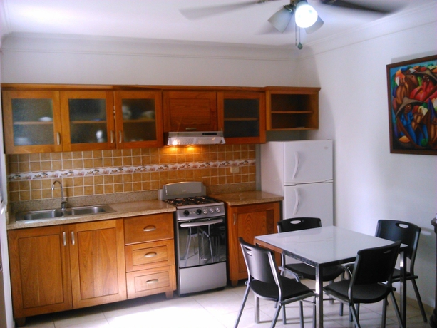 Imagen de la habitación del Hotel Sanchez Residence. Foto 7