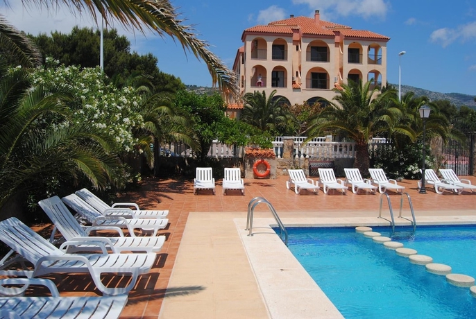 Imagen de la piscina del Hotel Sancho Iii. Foto 13