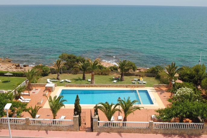 Imagen de la piscina del Hotel Sancho Iii. Foto 14