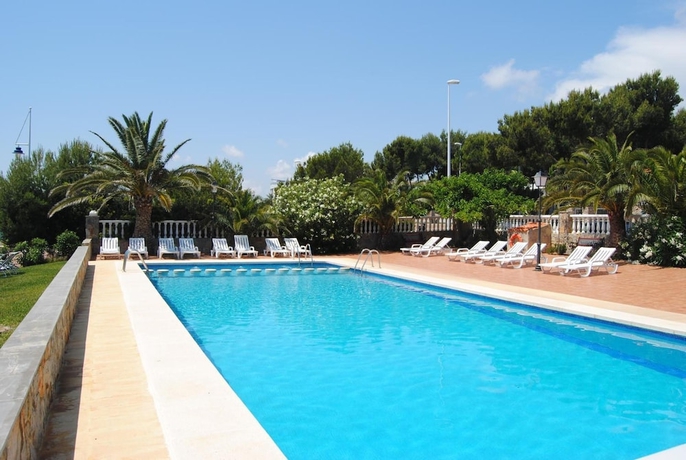 Imagen de la piscina del Hotel Sancho Iii. Foto 16