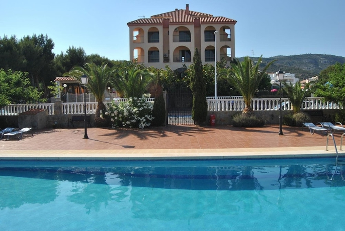 Imagen de la piscina del Hotel Sancho Iii. Foto 17