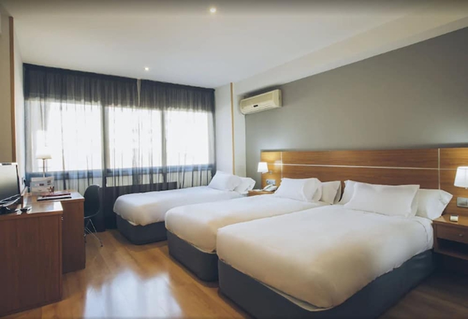 Imagen de la habitación del Hotel Sancho Ramirez. Foto 5