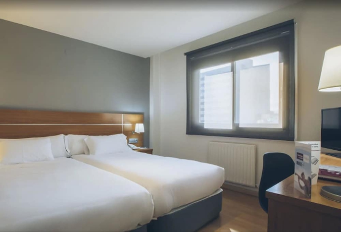 Imagen de la habitación del Hotel Sancho Ramirez. Foto 9