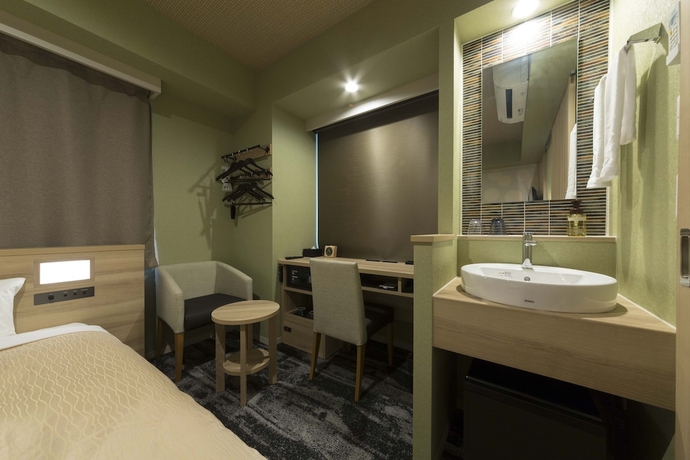 Imagen de la habitación del Hotel Sanco Inn Kyoto Hachijoguchi. Foto 10