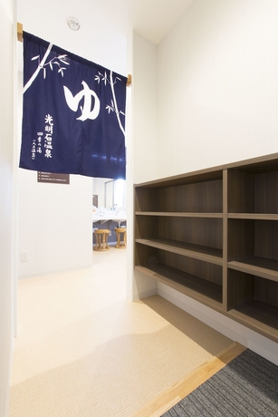 Imagen de la piscina del Hotel Sanco Inn Nagoya Nishiki. Foto 19