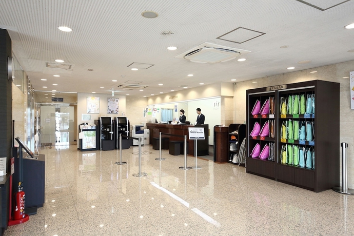 Imagen de los interiores del Hotel Sanco Inn Toyota. Foto 10