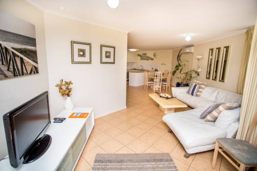 Imagen de la habitación del Hotel Sanctuary Beach Resort, Gold Coast. Foto 6