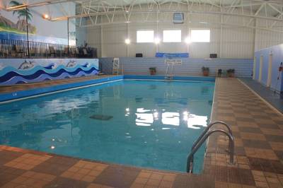 Imagen de la piscina del Hotel Sand Bay Holiday Village. Foto 5