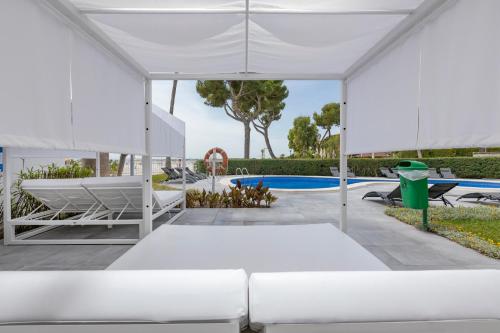 Imagen general del Hotel Sand Beach Apartments. Foto 8