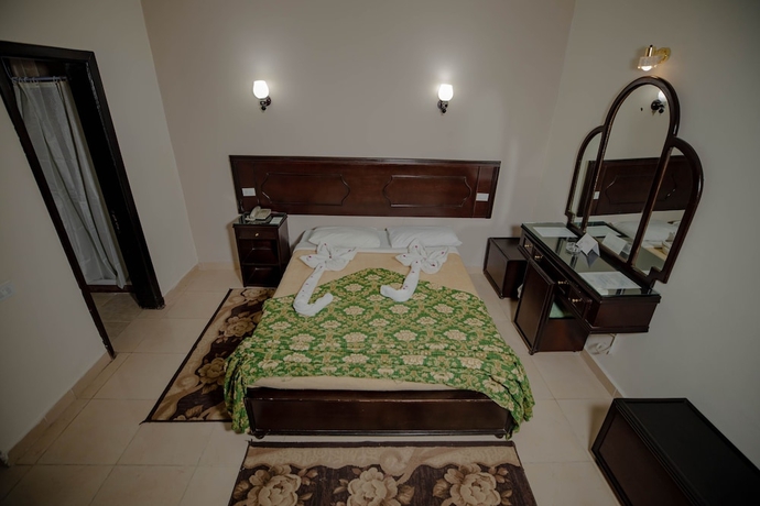 Imagen de la habitación del Hotel Sand Beach Resort. Foto 2