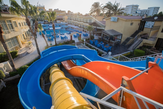 Imagen de la piscina del Hotel Sand Beach Resort, Hurghada. Foto 18
