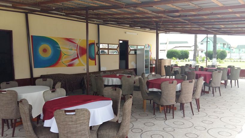 Imagen del bar/restaurante del Hotel Sand Beach, Serekunda. Foto 2