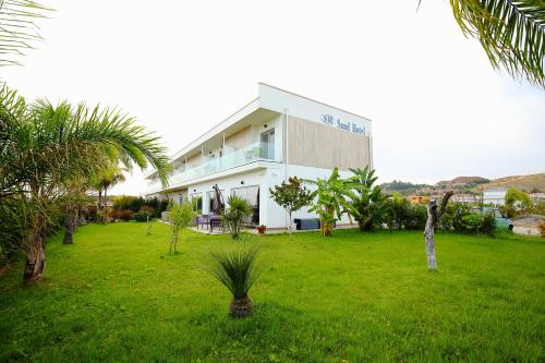 Imagen general del Hotel Sand. Foto 13