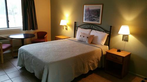 Imagen de la habitación del Hotel Sand Pebble Motor Lodge. Foto 10