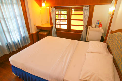 Imagen de la habitación del Hotel Sand Sea Beach Resort. Foto 7
