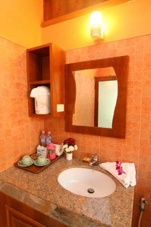 Imagen de la habitación del Hotel Sand Sea Beach Resort. Foto 8