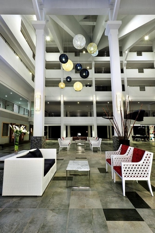 Imagen de los interiores del Hotel Sand and Sandals Desaru Beach Resort and Spa. Foto 18